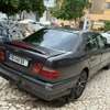Mercedes benz e 200 thumb 6
