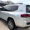 Toyota land cruiser VX thumb 3