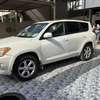 Ndiaye Maana vend un véhicule Toyota RAV4 2012 thumb 0