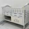 Berceau Bébé blanc avec rangement, moustiquaire et matelas thumb 0