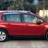 Peugeot 2008 thumb 2