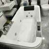 Jacuzzi neuf thumb 1