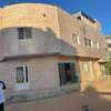 VILLA R+1 à Vendre  253 mètre carré Cité Al bazar Zac mbaw thumb 8