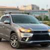 Mitsubishi outlander thumb 2