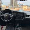 Mitsubishi Outlander 7 places spacieux thumb 4