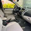 Mitsubishi pajero thumb 6