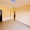 Appartement F3 à Vendre à DIAMNIADIO au sein de la Cité SDC thumb 11