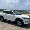 Hyundai Tucson 2017 SUV blanc spacieux polyvalent thumb 2