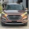 Hyundia Tucson thumb 3