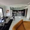 Almadies –  F5 de 300 m² – un appartement par palier thumb 1