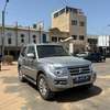 2012 Mitsubishi Pajero thumb 0