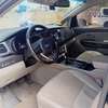 Location kia carnaval 9 places thumb 5