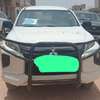 Mitsubishi L200 4x4 Blanc Pick-up Polyvalent thumb 0