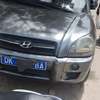 Hyundai voiture compacte gris métallisé économique thumb 4