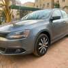 Volkswagen Jetta thumb 2