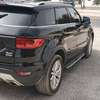 Ranger ROver Evoque Land wing 2017 thumb 10
