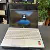 Hp ryzen 5 / 12gb ram / ssd 128 + 1000gb thumb 0