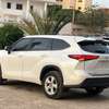Toyota Highlander 2023 4cylindre thumb 6