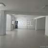 Réf_7114_GL – Showroom avec plateaux de bureaux et entrepôts thumb 4