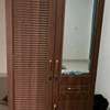 Armoire marron,noire ,gris et blanc thumb 11