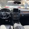 Mercedes GLE 400 2016 SUV blanc spacieux performant thumb 9