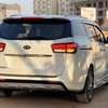 KIA CARNAVAL  2016 thumb 12