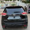 Nissan SUV 2016 thumb 2
