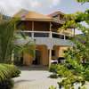 VILLA AVEC 5 STUDIOS ET DEUX APPARTEMENTS / Saly thumb 3