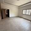 Villa 5 chambres à louer au Point E thumb 5