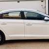 Hyundai sonata thumb 1
