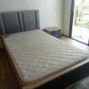 Lit moderne avec matelas+chevet thumb 0