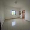 F3 de 150 m² à vendre corniche ouest ouakam thumb 9