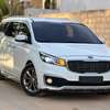 KIA CARNAVAL  2016 thumb 1
