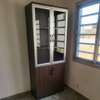 Armoire rangement bois marron 2 portes avec poignées thumb 2