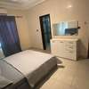 GRAND APPARTEMENT F3 MEUBLÉ - POINT E thumb 7