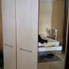 Armoire et coiffeuse à vendre thumb 3