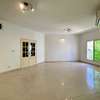 APPARTEMENT F4 A LOUER A NGOR thumb 2