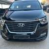 Hyundai Starex Fourgon 5 places manuelle thumb 1