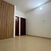 Appartement moderne lumineux avec grandes baies vitrées thumb 7