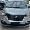 Hyundai Starex 2019, 82000 kms, 12 places diesel boîte auto thumb 0