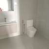 Appartement vue sur la Rte du King Fahd thumb 6