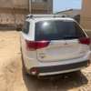 Mitsubishi outlander 2016 v6 awd 7 places thumb 3