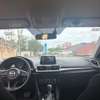 Location Mazda 3 2018 thumb 5