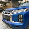 Mitsubishi SUV compact 5 portes bleu polyvalent thumb 4