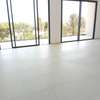 Appartement vue sur la Rte du King Fahd thumb 4