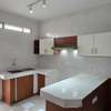VILLA A LOUER AU LAC ROSE thumb 6
