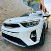 Kia stonic Année 2018 thumb 2