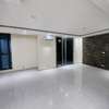 Appartement  standing f3 dont 3 pièces à keur Gorgui thumb 6