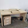 Bureau avec tirois+ compartiment pour clavier -très bon état thumb 9