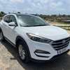 Hyundai Tucson 2017 SUV blanc spacieux polyvalent thumb 6